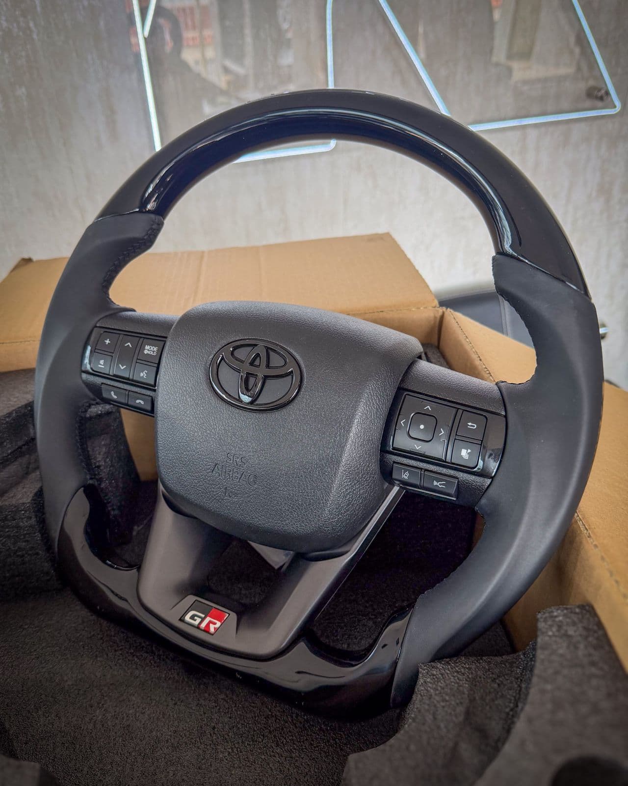 Volante Toyota GR DTYPE Black Piano