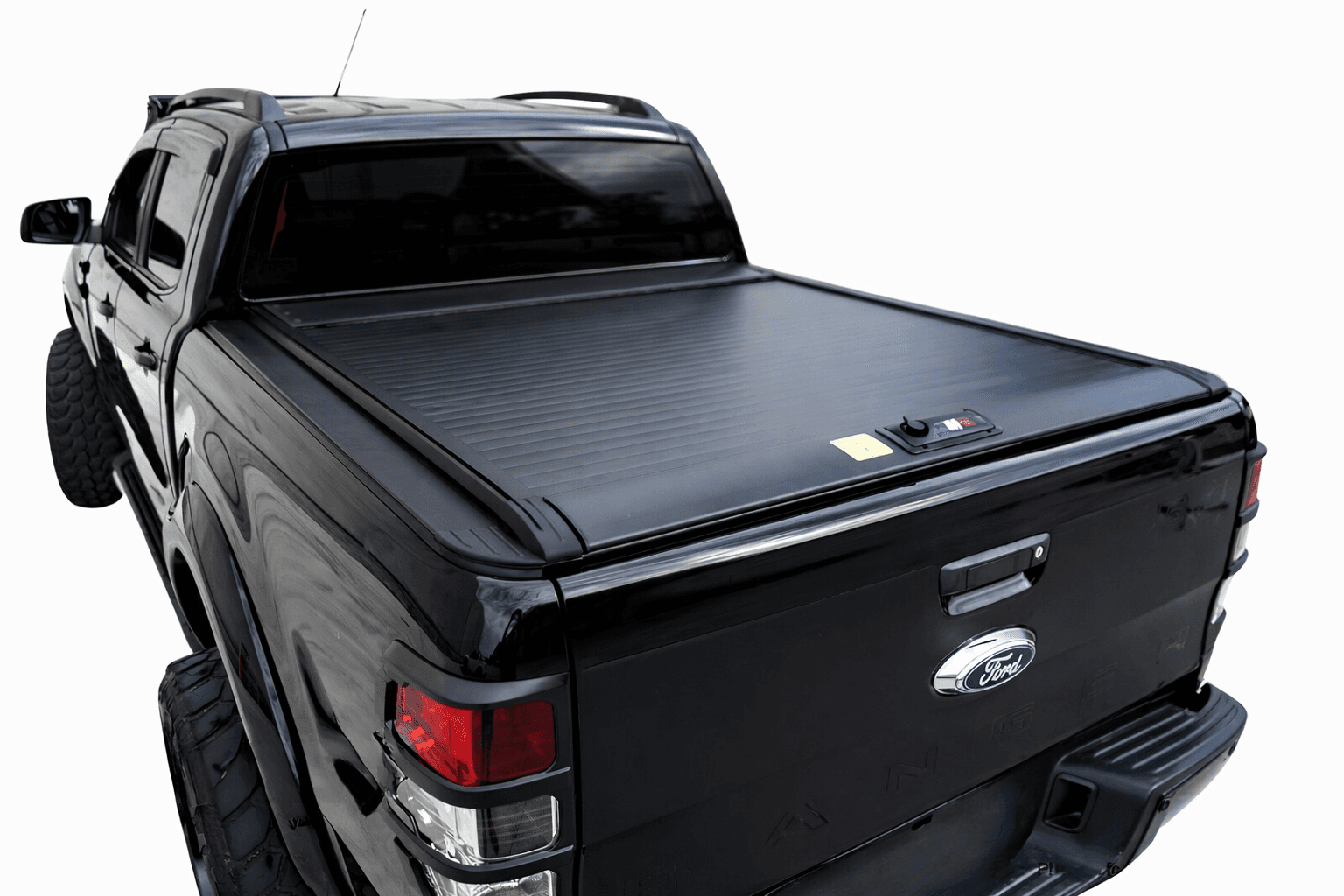 MANUAL ROLLER LID FOR RANGER T6/T7/T8 2012-2022 (CREW CABS/WITHOUT OEM ROLL BAR)