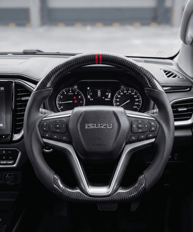 VOLANTE ISUZU DMAX - BT50 2023 + FIBRA DE CARBONO